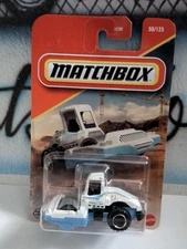 Matchbox 1:64 Road Roller (White)