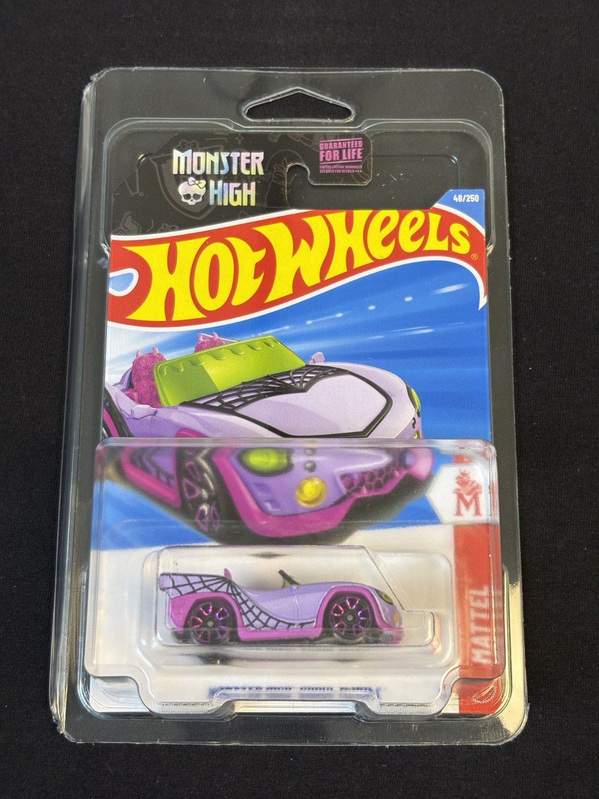 2026 HOT WHEELS MONSTER HIGH GHOUL MOBILE 48/250 MATTEL 2/5 PURPLE W/ PROTECTOR