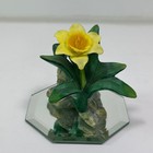 Reflections in Bloom Daffodil Flower Figurine 1999 Cosmos Glass Mirror Base