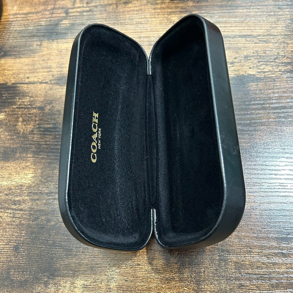 COACH‎ New York Black Hard Shell Eyeglass Case Designer Holder Sunglasses Empty COACH - BLACK HARD LEATHER CLAMSHELL GLASSES SUNGLASS HARD  main image 4