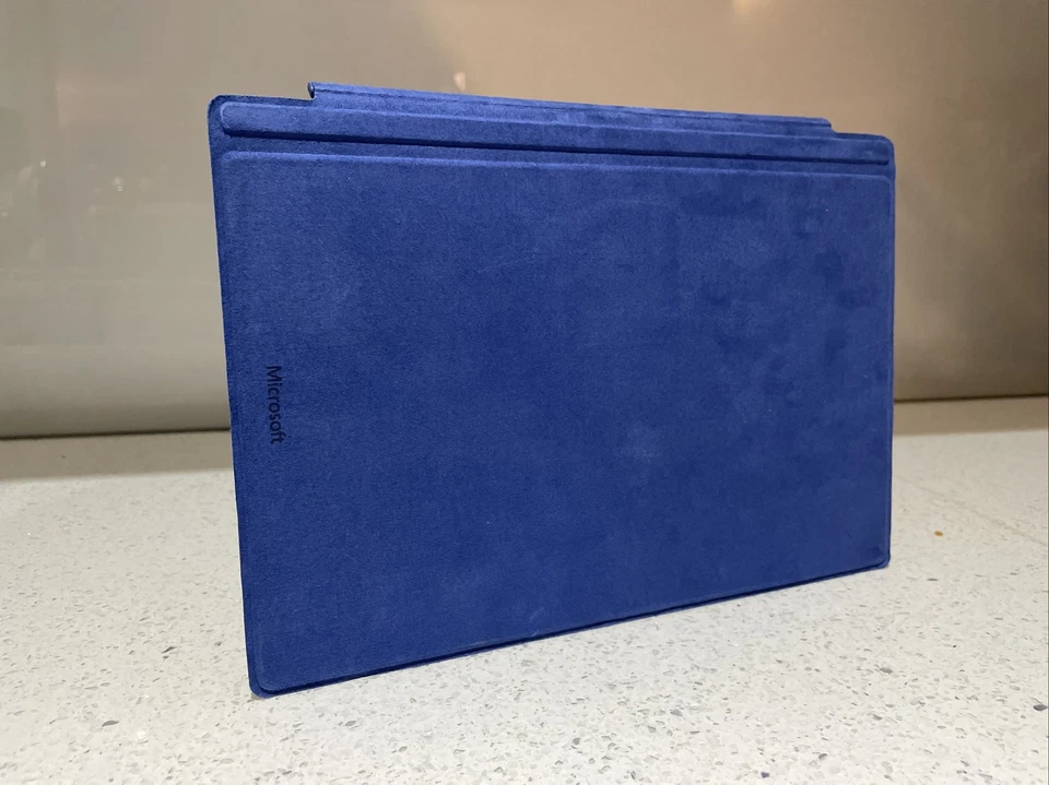 Genuine Microsoft Surface Pro 3-4-5-6-7 Magnetic Keyboard, With Backlit, Navy - Image 2 of 4