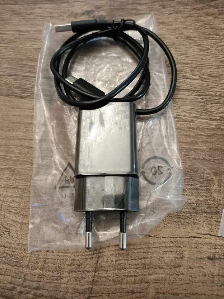 tablet 10 pollici Alcatel 1T10 smart colore black dimensioni:243.2 x 162.2 x 9.5 - Immagine 2 di 4