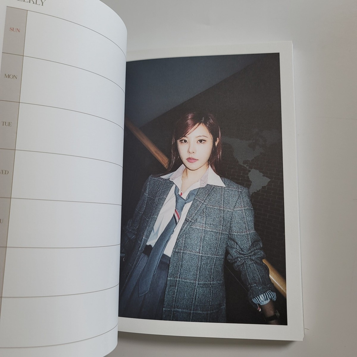 MAMAMOO Wheein 2022 seasons greetings OPEND + 2024 saesons