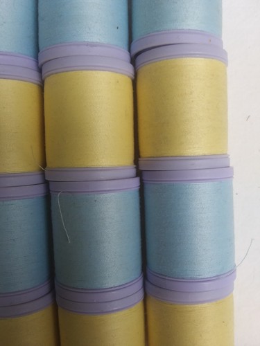 16 Coats & Clark Dual Duty XP Fine Thread Lot~8 Yellow 8 Blue~Read Description - Picture 3 of 4