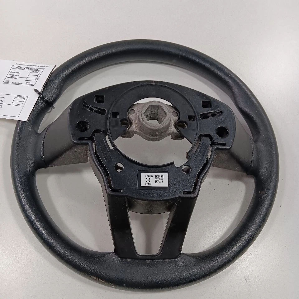 Toyota Yaris Steering Wheel  2020 2019 2018 2017 2016 - Image 2 of 4
