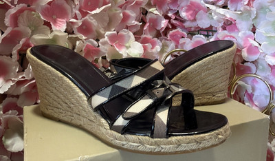 Burberry Nova Check Wedge Espadrilles, woman's sandals size 40 new