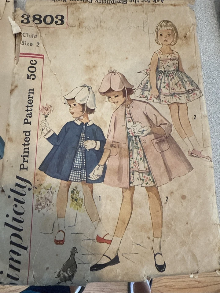 Lote de 10 patrones de ropa vintage para niños Foto 3 de 4