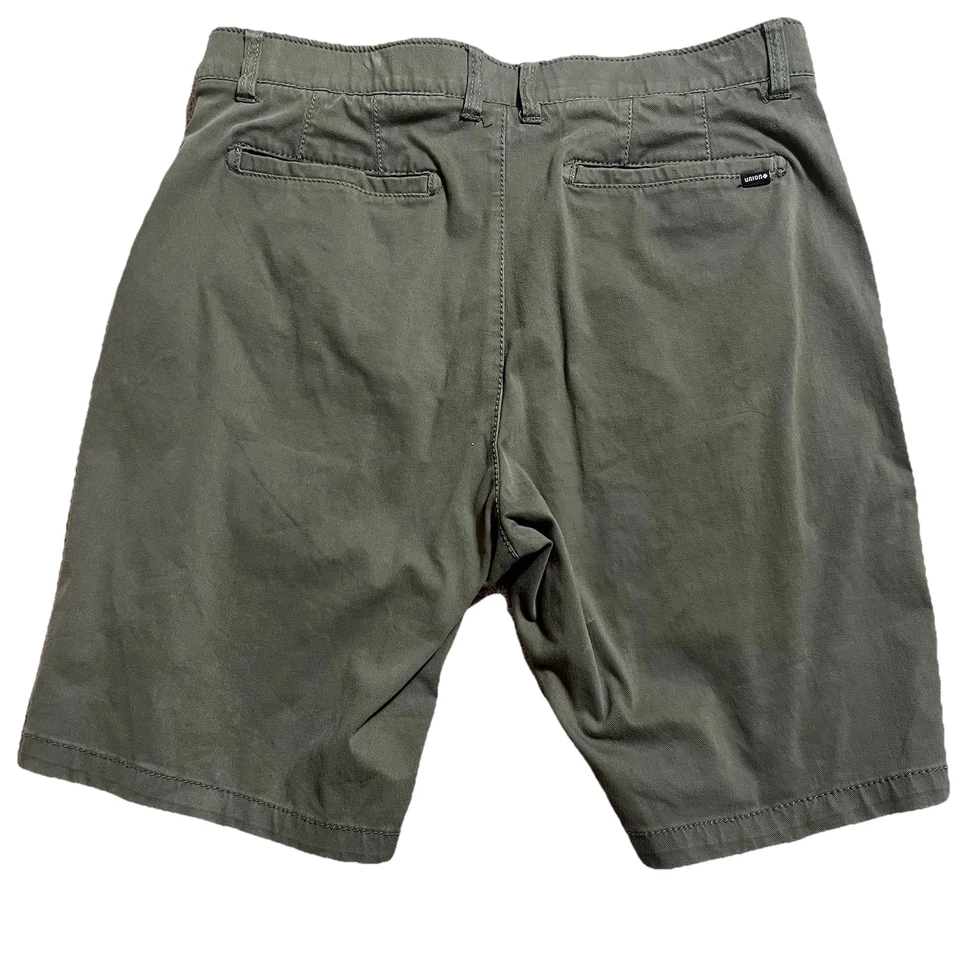 Pantalones cortos cargo Union Bay verde oliva para hombre talla 36 tiro alto entrepierna 11" Foto 2 de 4