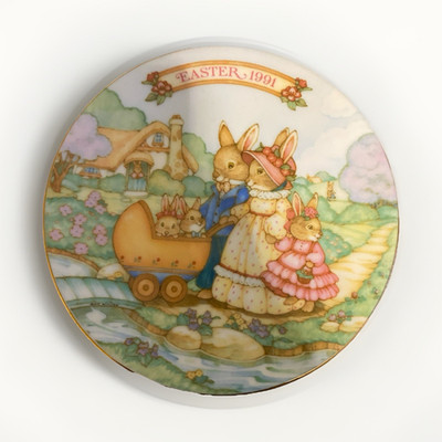 Avon Springtime Stroll 1991 Easter Collector Plate Porcelain 22K Gold Rabbits