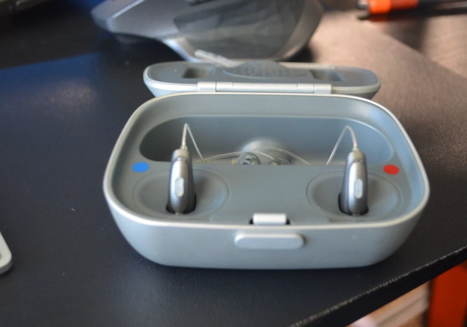 Phonak Audeo 0459 Audífonos Base de Carga Recargable ALIMENTACIÓN RÁPIDA EX ENVÍO EN 2 DÍAS Foto 3 de 4