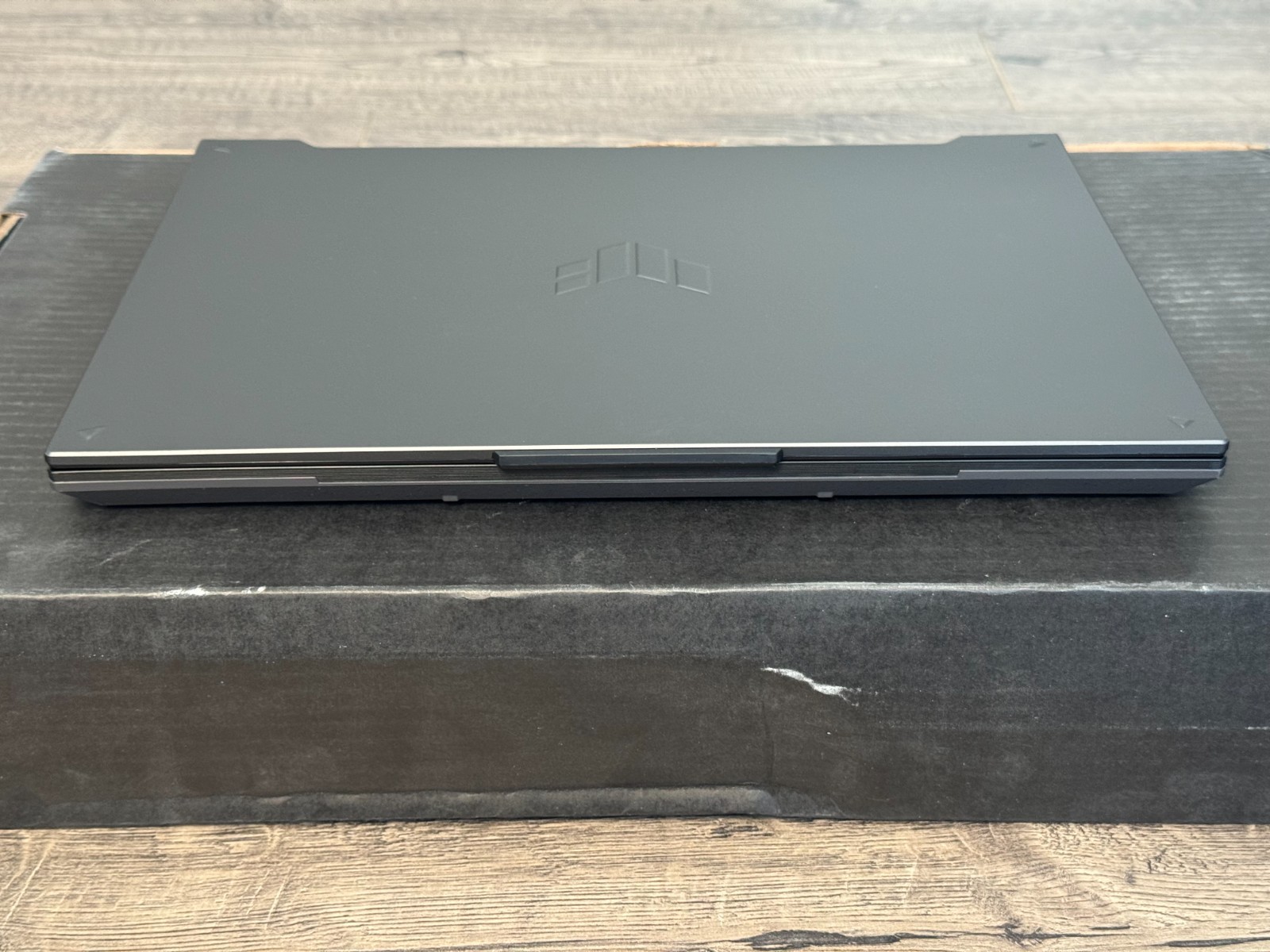ASUS TUF Gaming A16 Laptop 16" WUXGA RTX 4050 Ryzen 7 7445HS READ 9