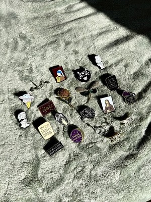 Assorted Enamel Pins Lot of 20pcs Witch Art Hipster Greco-Roman Goth Pop Brooch