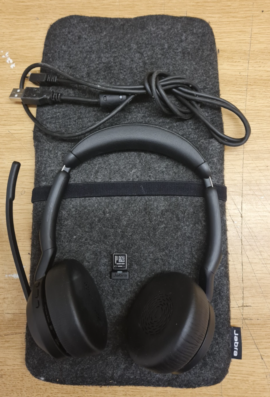 Jabra Evolve2 55 Link 380 USB-A Dongle inc MS Stereo Headset  Binaural Bluetooth