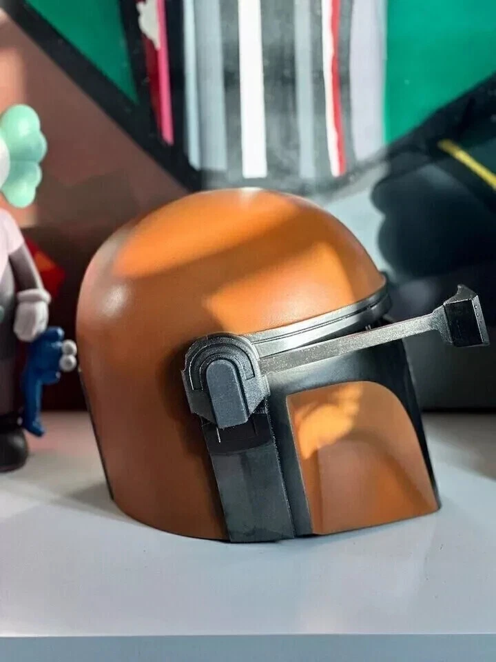 Capacete de aço The Mandalorian com forro e alça de queixo Star Wars feito à mão - Imagem 2 de 4