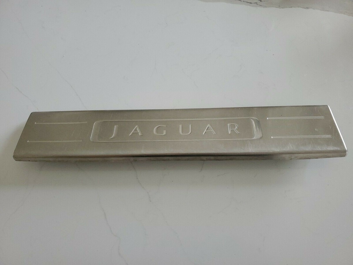 2016 2017 2018 2019 JAGUAR XJ L LEFT FRONT DOOR SILL SCUFF PLATE
