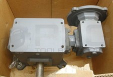 NEW STERLING ELECTRIC 226DWAQ1000561 WORM SPEED REDUCER, 1000:1 FR: 56C