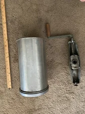 Vintage  6 qt ice cream Churn Canister w lid & Square paddle Parts