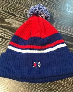 champion script knit pom beanie