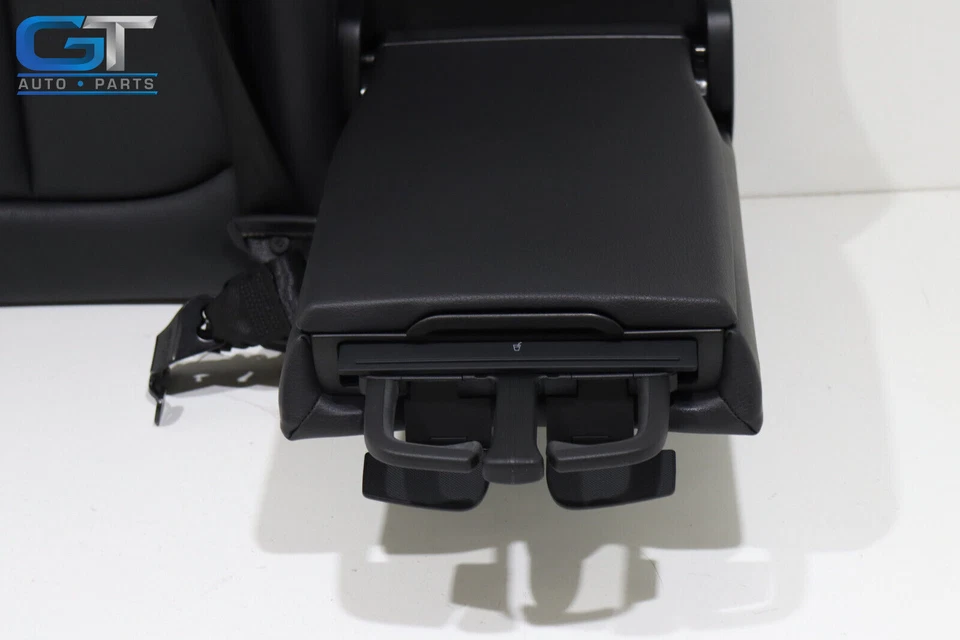 AUDI A3 E-TRON 2015-2016 ASIENTO TRASERO DERECHO COJÍN SUPERIOR CON REPOSABRAZOS OEM Foto 3 de 4