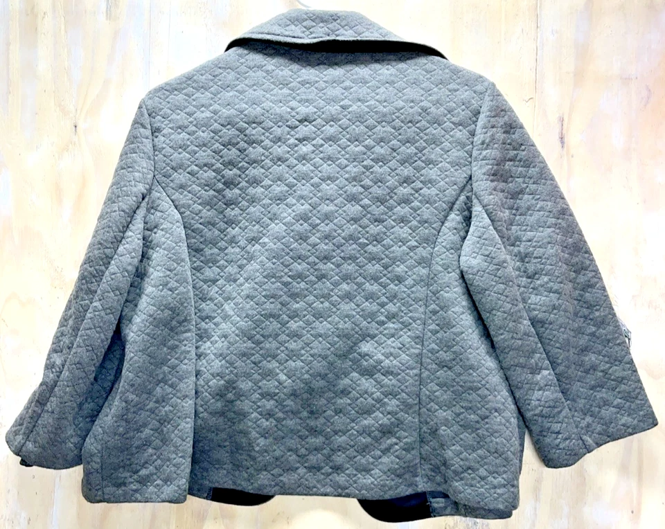 Requirements Gray Jacket Blazer Womens Sz. M Formal Business Casual - Image 3 of 4