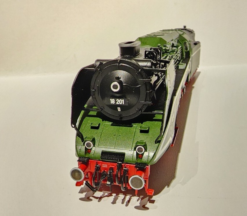 Roco ▽ ROCO 63819 DB-AG 182 ▽ HO 4-6-2 DB AG 18 201