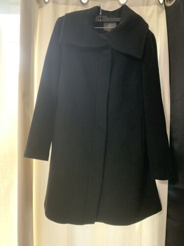 Cole Haan Black Winter Coat size 8