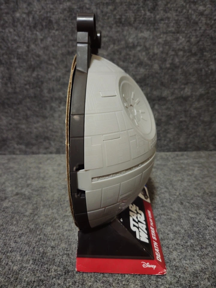 Mattel Hot Wheels Disney Star Wars DEATH STAR Play Case - Image 3 of 4
