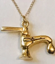 ORIGINAL NEW FARRAH FAWCETT 14KT. GOLD FILLED FAUCET PENDANT CIRCA 1977