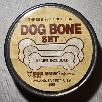 Vintage DOG BONE SET Biscuit Cookie Cutters w/Tin+recipe Fox Run Craftsmen 1981 