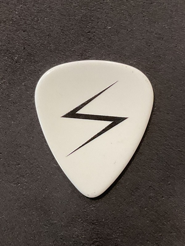 Johnny Depp Hollywood Vampires White Tattoo Guitar Pick (O)