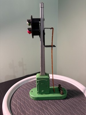 Lionel No. 153 Automatic Block Signal