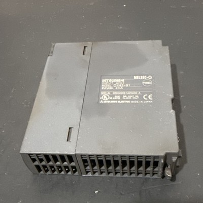 Mitsubishi Electric MELSEC-Q series digital input unit, model QX82-81 Used