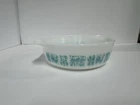 Pyrex Amish Butterprint Cinderella Casserole #171 White Turquoise 1 Pt