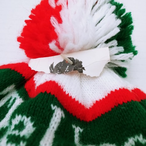 Vintage 7 UP The UnCola Knit Beanie Hat Pom Pom Unisex One Size Red Green White - Picture 3 of 4