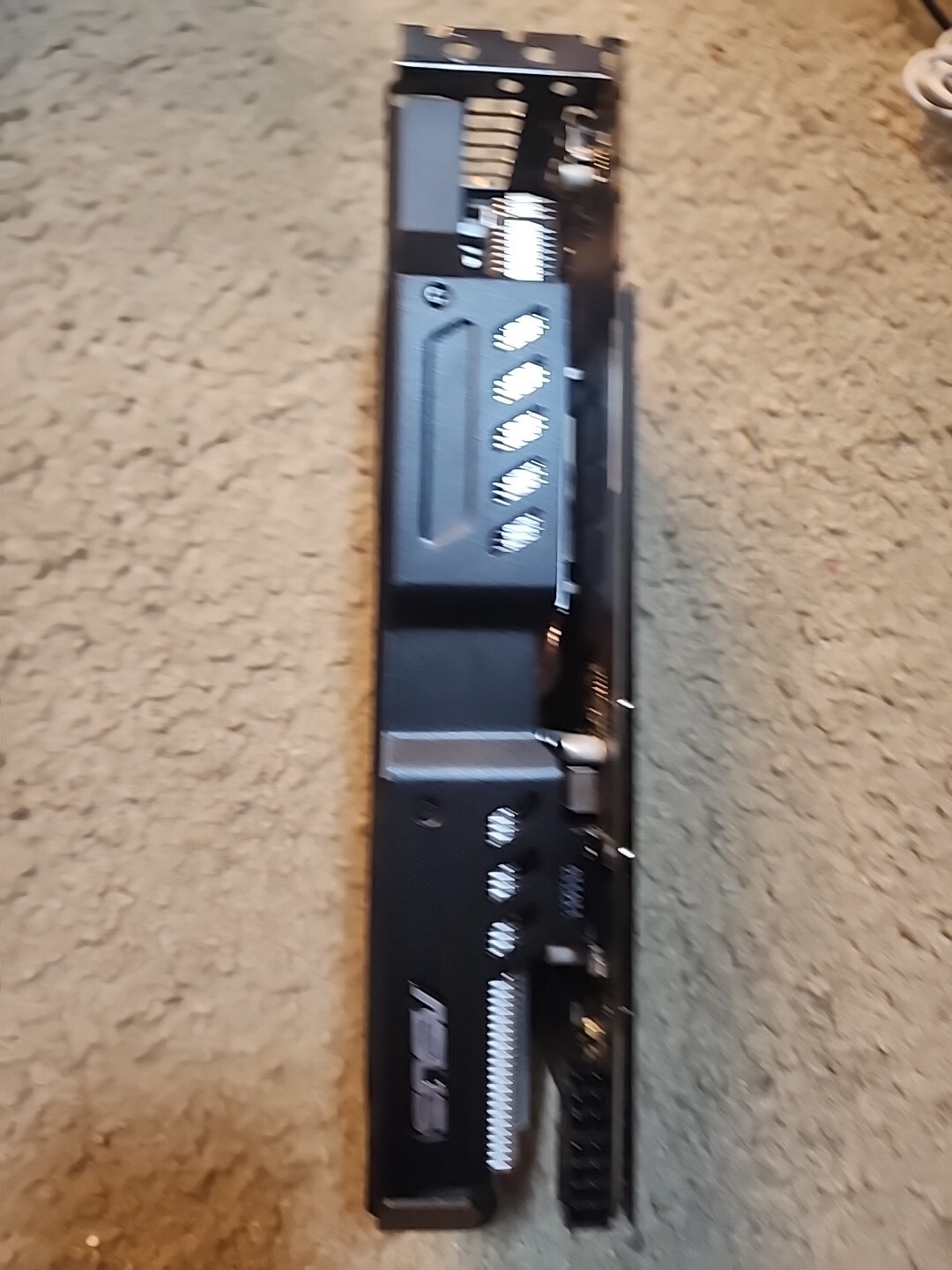Picture 4 of 5