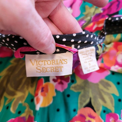 VTG Victoria Secret 100% Silk Robe Floral with Polka Dot Trim Size Small - Picture 9 of 13