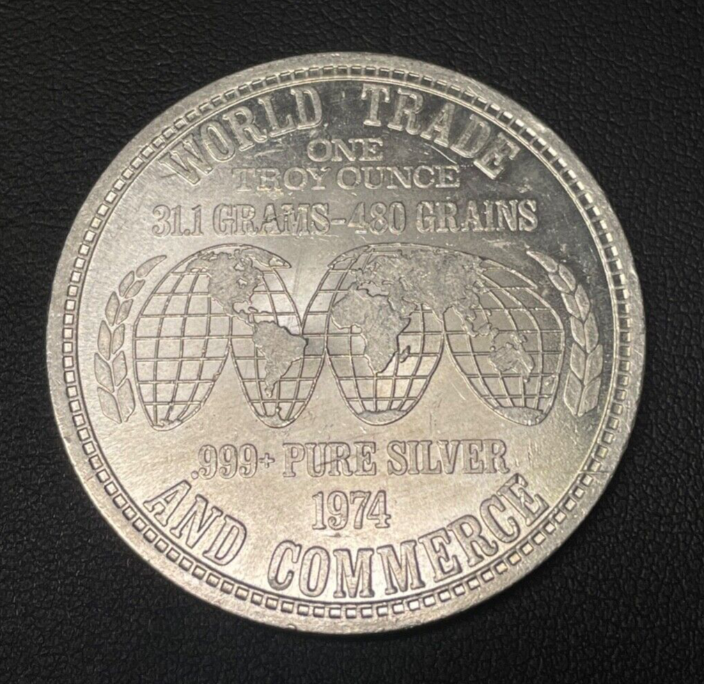 その他 Catalogue of World SilverCrowns1800-1945 Vintage 1974 United States Silver Corporation 1 ozt .999