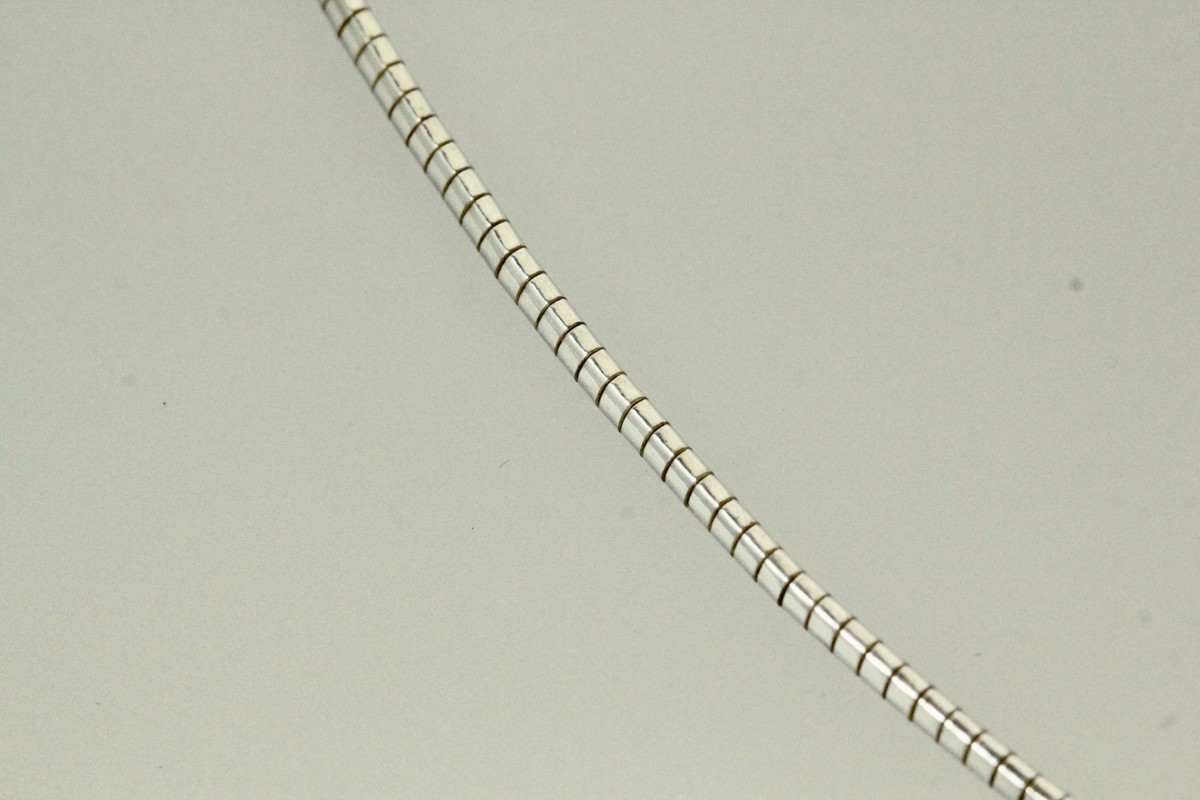 925 Sterling Silver 18