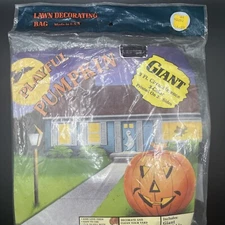 Vintage Playful Pumpkin Lawn Decorating Bag 9’ Circumference