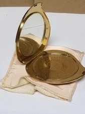 Vintage 1950's Elgin American Powder Compact Stylized Heart