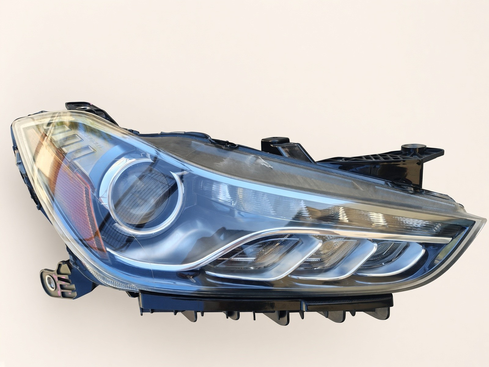 Maserati Ghibli 2014-2017 Right Headlight P/N 00670005473