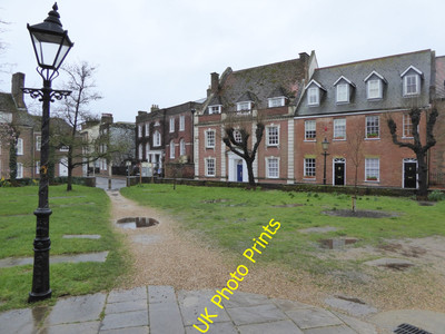 Photo 6x4 St James churchyard, Poole (2) Poole/SZ0191 Some of the elegan c2016