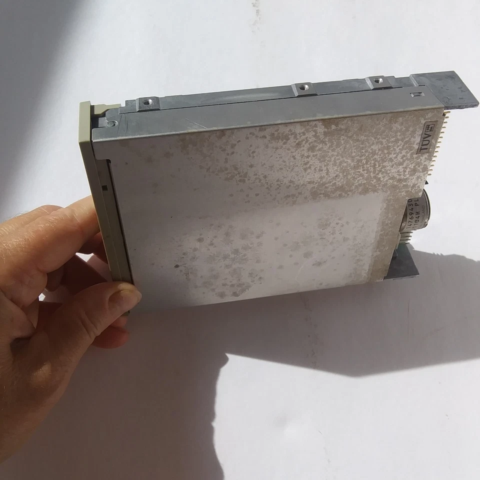 Vintage Internal Hard Drive PCB Logic Board Assembly 14734034-80 TOZ26B - Image 4 of 4