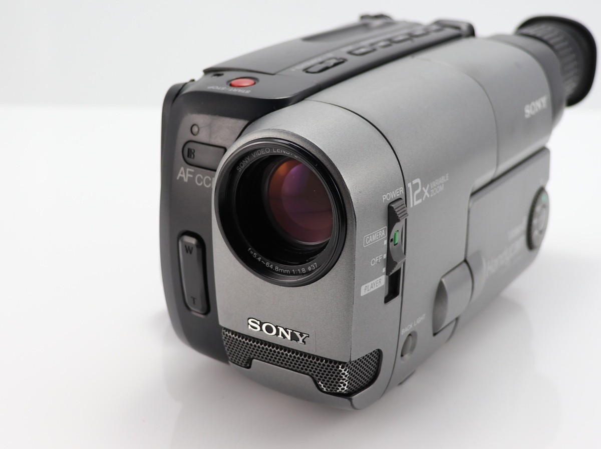 【完動品】 SONY VideoHi8 Handycam CCD-TRV11 Sony Handycam Ccd-trv11 E Video 8 Camcorder Camera Only No
