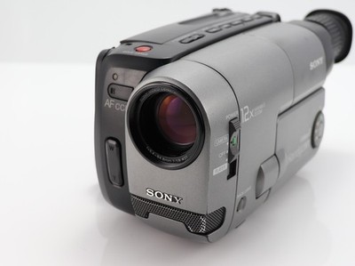 Sony Handycam Ccd-trv11 E Video 8 Camcorder Camera Only No