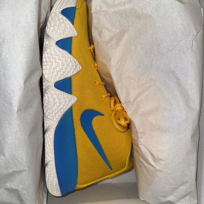 Nike Kyrie 4 KIX (DS)