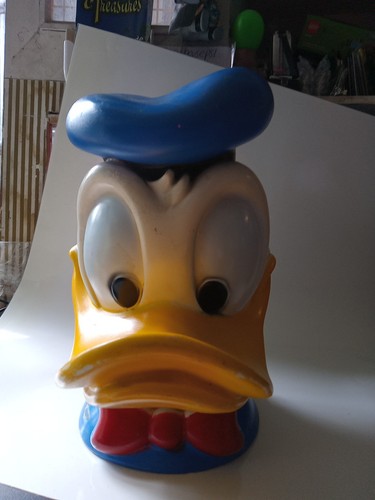 Vintage Donald Duck Head Coin Bank 1971 Walt Disney Productions Figurine - Picture 2 of 8