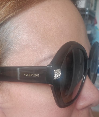 New $450 Valentino Garavani Sunglasses Authentic studded ringstone - Picture 23 of 24
