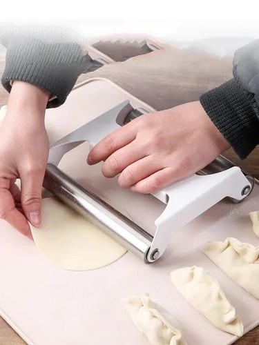 Dough Roller Docker Pastry Pizza Crust or Pastry Stainless Steel Rolling Tool - Picture 3 of 6