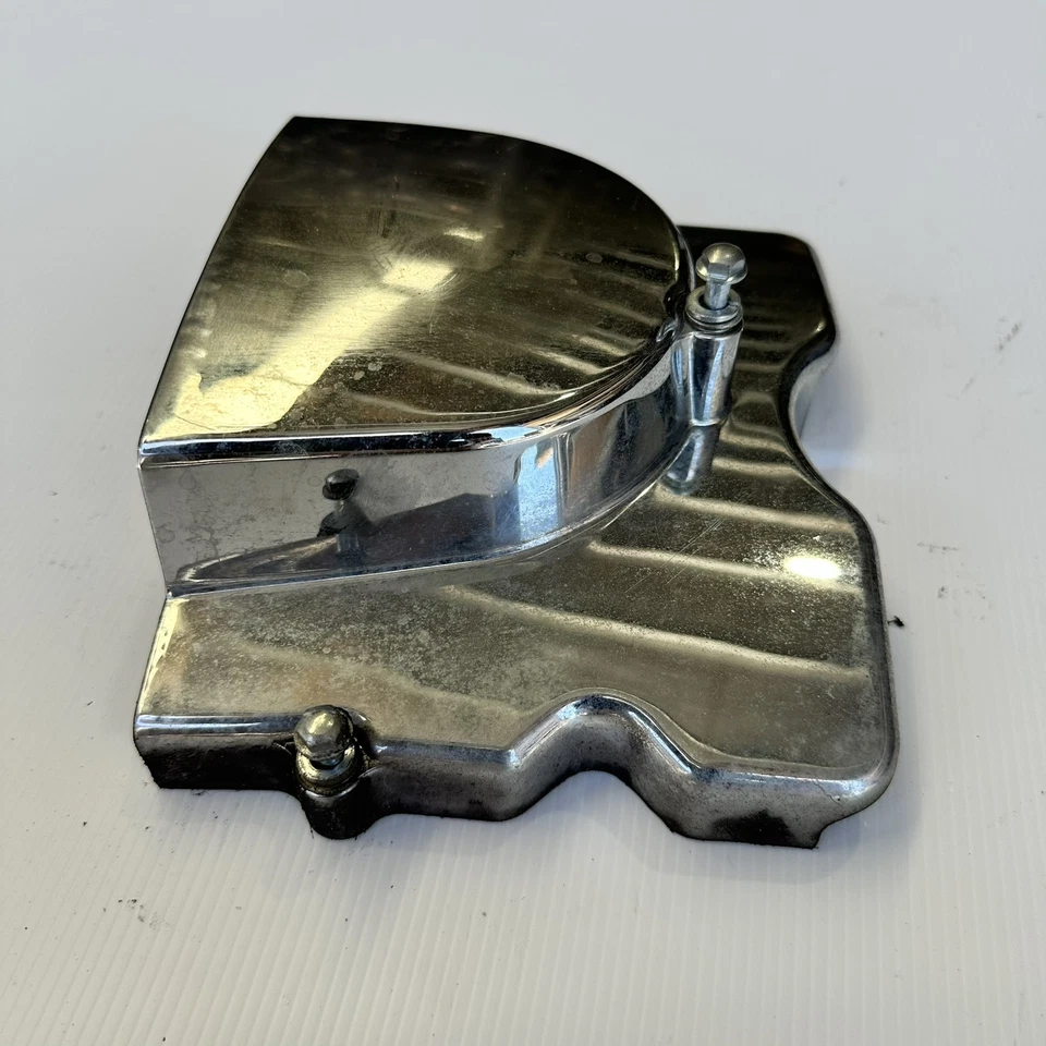 Hyosung GV250 Aquila EFI 2013 Front engine chain sprocket cover chrome - Image 4 of 4